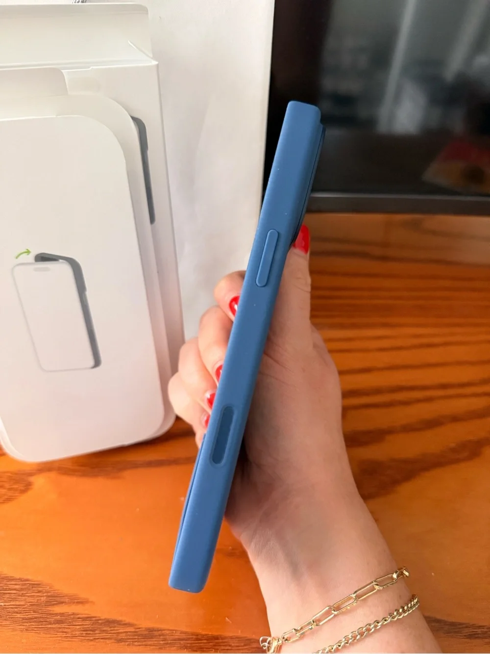 Apple iPhone 16 Pro Max Silicone Case - Deep Blue
